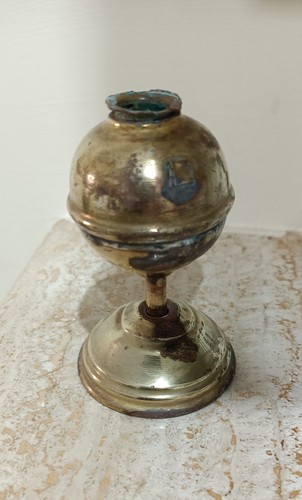 Antica piccola lampada olio - lampada, ad