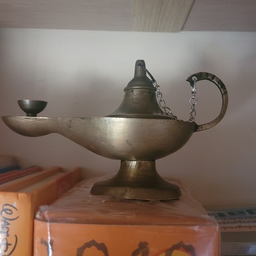 Antica lampada olio - ad,